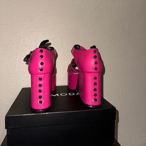 Pink platform sandals, in their original box, only worn twice